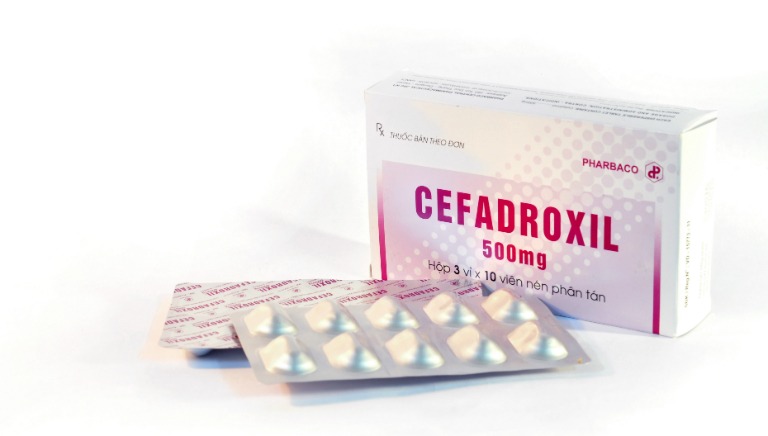Thuốc Cefadroxil là thuốc kháng sinh, dùng để tiêu diệt vi khuẩn ở đường ruột, trên da, trong xương, khớp, đường tiết niệu,...