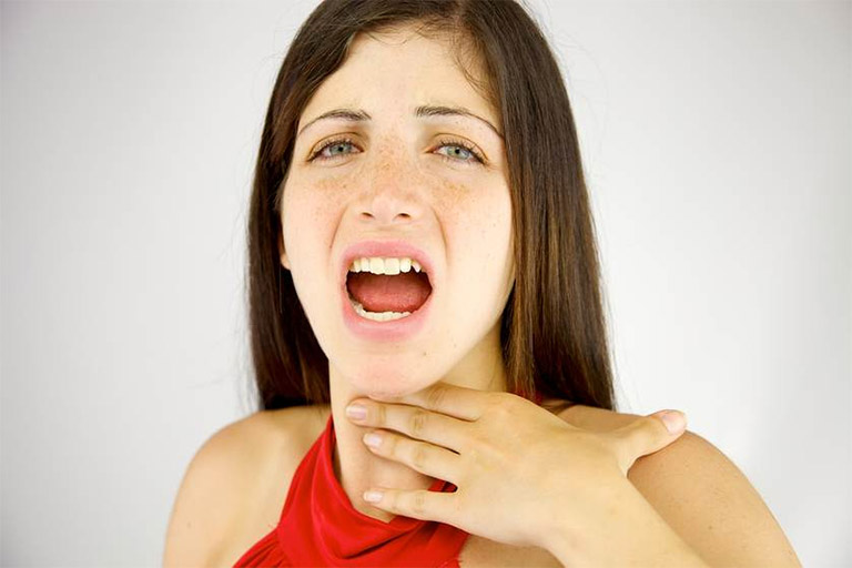 Chứng khàn tiếng, mất giọng nếu không được điều trị kịp thời có thể dẫn đến những biến chứng xấu nguy hiểm gây ảnh hưởng đến sức khỏe